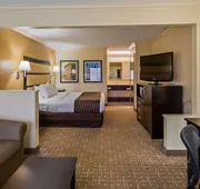 Best Western Inn & Suites hotel detail image 4