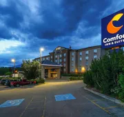 Comfort Inn & Suites hotel detail image 4