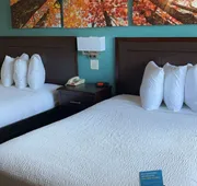Days Inn & Suites by Wyndham Springfield on I-44 hotel detail image 3