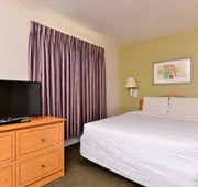 Americas Best Value Inn & Suites Winnie hotel detail image 4