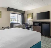 Best Western Woodhaven Inn hotel detail image 5