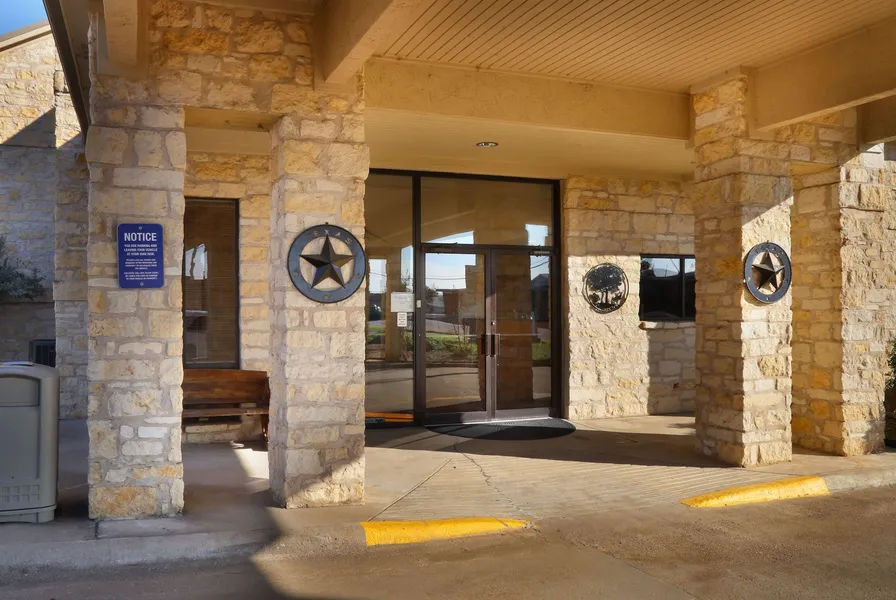 Days Inn & Suites by Wyndham Llano hotel detail image 2