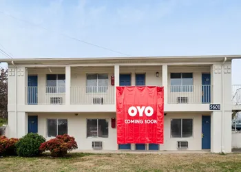 OYO Hotel Jonesville NC I-77 hotel thumbnail 2