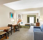 Wingate by Wyndham Atlanta Airport Fairburn hotel detail image 4
