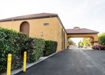 Rodeway Inn & Suites Colton-Riverside hotel thumbnail 8