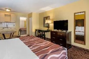 Rodeway Inn Central Clearwater Beach hotel thumbnail 3
