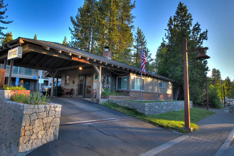 Pepper Tree Inn hotel detail image 6