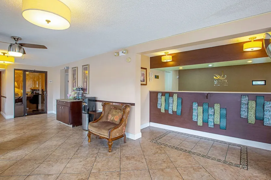 Quality Inn & Suites Live Oak I-10 Exit 283 hotel detail image 2
