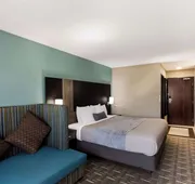 Quality Inn Galesburg near US Highway 34 and I-74 hotel detail image 7