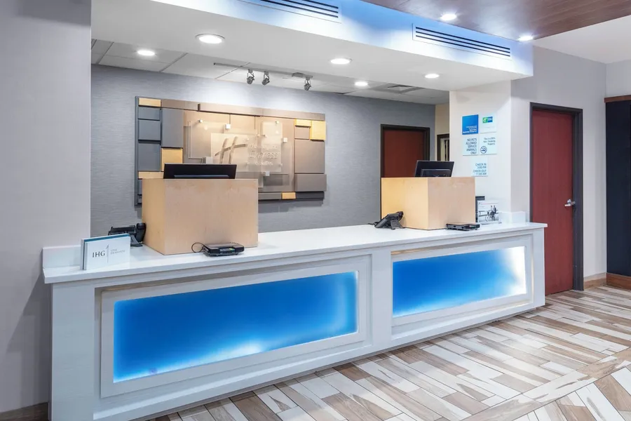 Holiday Inn Express & Suites Roanoke Rapids SE by IHG hotel detail image 6