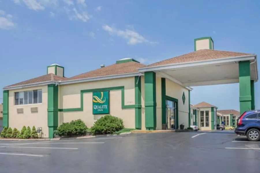 Quality Inn Port Clinton Waterfront hotel detail image 2