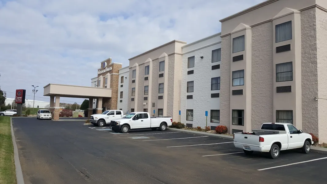 Comfort Suites Knoxville Airport hotel detail image 2