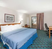 Days Inn by Wyndham Kirksville hotel detail image 7