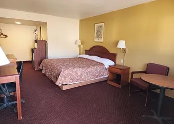 Welcome Inn and Suites hotel thumbnail 6