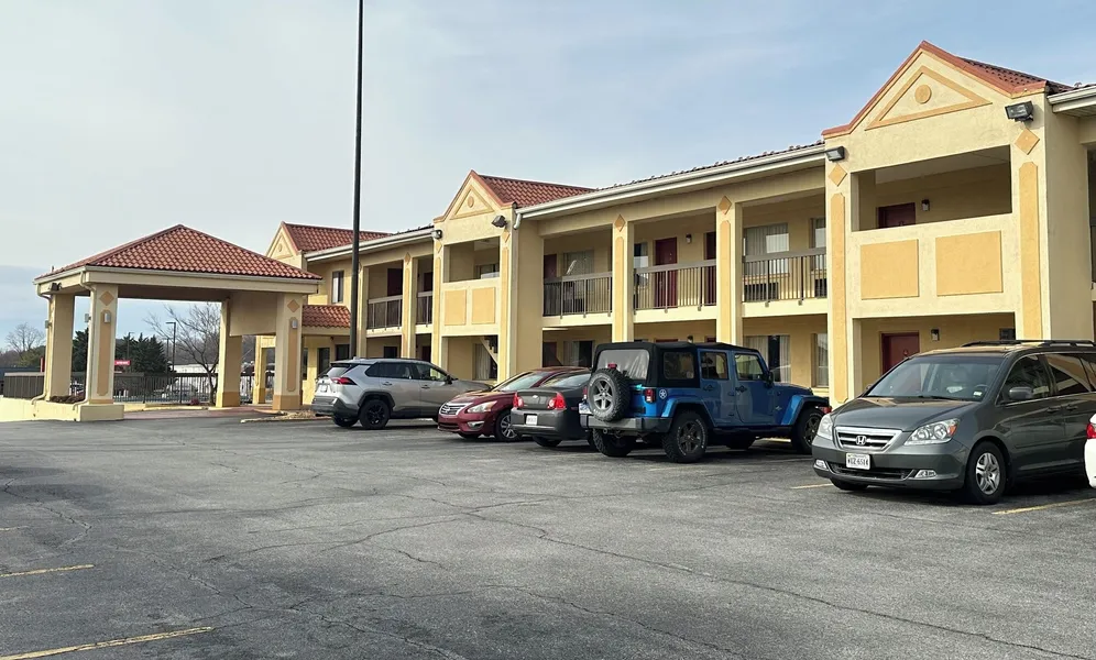 Econo Lodge Christiansburg-Blacksburg I-81 hotel detail image 2
