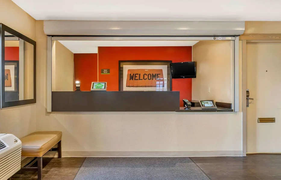 Extended Stay America Select Suites Detroit Ann Arbor Univ S hotel detail image 2