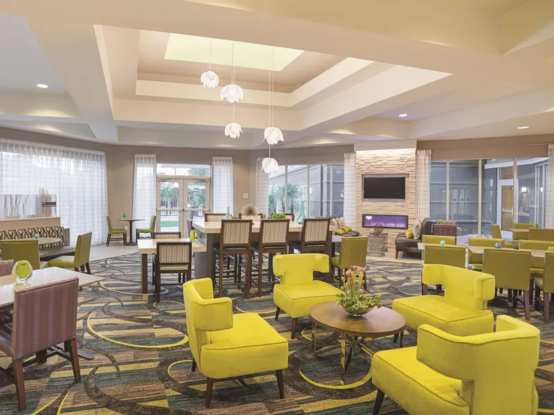 La Quinta Inn & Suites by Wyndham Phoenix Chandler hotel detail image 6