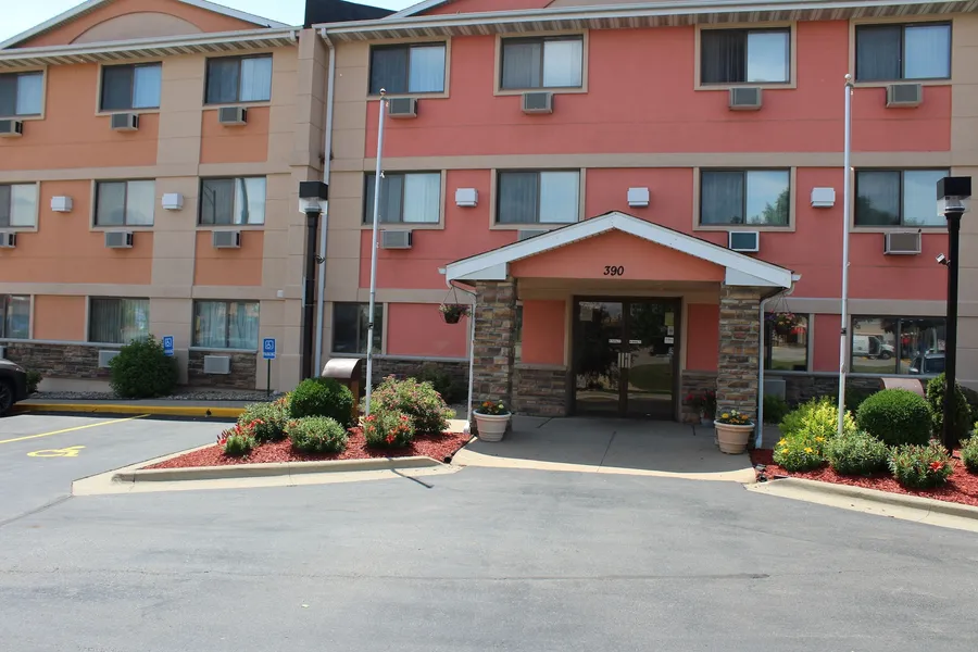 Quality Inn Cedar Rapids South hotel detail image 2