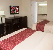 Red Roof Inn Ardmore hotel detail image 7