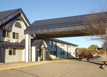 Morton Inn hotel thumbnail 2