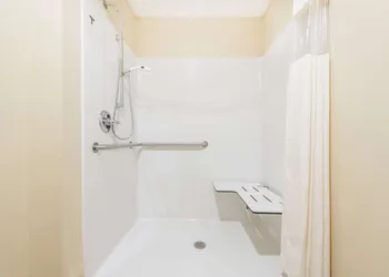 Days Inn by Wyndham Ottumwa hotel thumbnail 5
