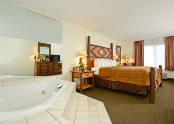 ClubHouse Inn West Yellowstone hotel thumbnail 7