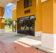 Quality Inn near University of Mobile hotel detail image 4