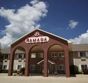 Ramada by Wyndham Spirit Lake/Okoboji hotel detail image 3