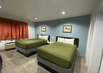 Executive Inn hotel thumbnail 5