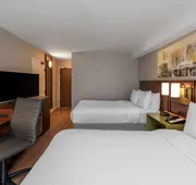 Comfort Inn Winnipeg Airport hotel detail image 4