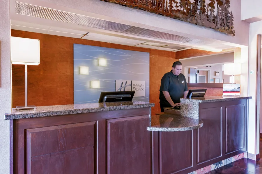 Holiday Inn Express Hotel & Suites Raton by IHG hotel detail image 6