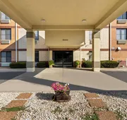 Comfort Inn & Suites near Tinley Park Amphitheater hotel detail image 5