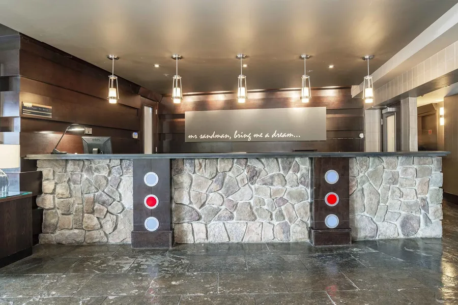 Sandman Hotel & Suites Kelowna hotel detail image 6