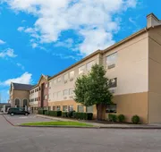 Quality Inn & Suites Waco North hotel detail image 3