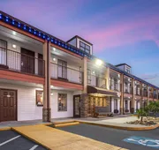Baymont by Wyndham Commerce GA Near Tanger Outlets Mall hotel detail image 4