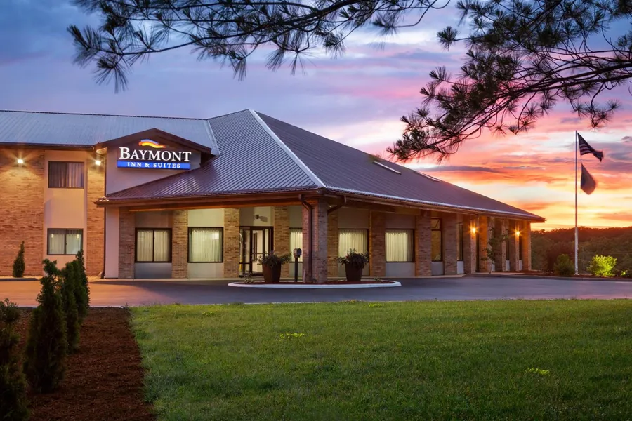 Baymont by Wyndham Warrenton hotel detail image 2