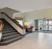 Garner Hotel Londonderry - Manchester by IHG hotel detail image 4