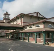 Comfort Inn Marshall Station hotel detail image 5