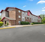 Red Roof Inn PLUS+ Belleville hotel detail image 3