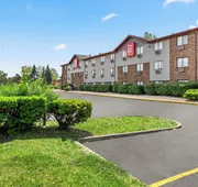 Red Roof Inn PLUS+ Belleville hotel detail image 4