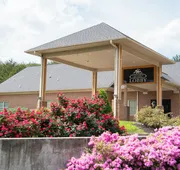 Columbus Inn and Suites hotel detail image 3