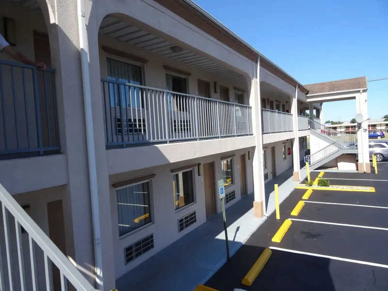 Econo Lodge Fredericksburg near I-95 hotel detail image 6