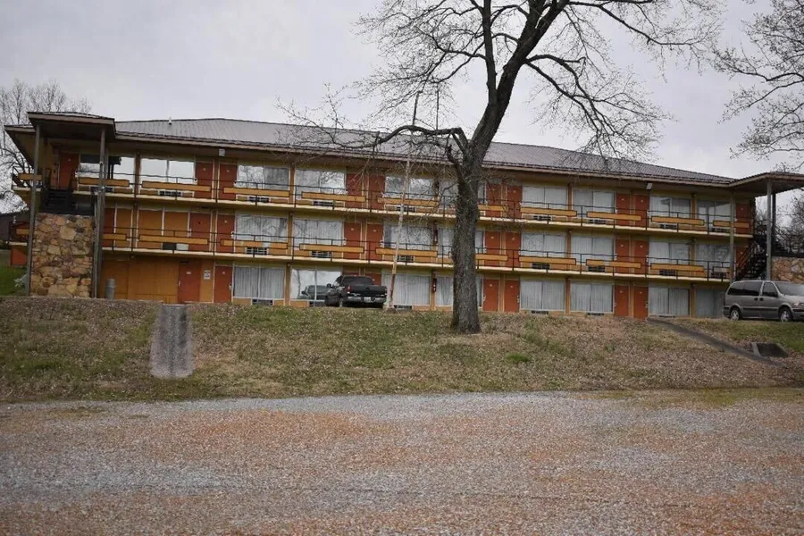AmeriVu Inn & Suites - Gilbertsville hotel detail image 2