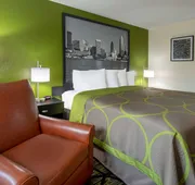 Super 8 by Wyndham Wooster hotel detail image 7