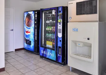 Americas Best Value Inn Smackover hotel thumbnail 7