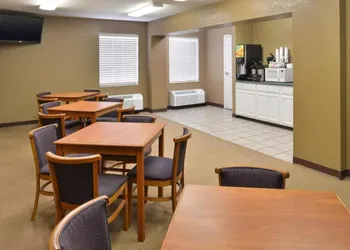 Americas Best Value Inn Smackover hotel thumbnail 3