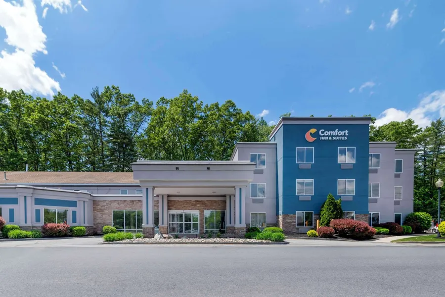 Comfort Inn & Suites Saratoga Springs hotel detail image 2
