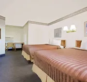 Travelodge by Wyndham Page, View of Lake Powell hotel detail image 3