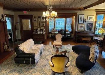 The Munroe Inn hotel thumbnail 7