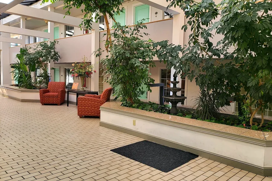 Greeneville Inn and Suites hotel detail image 6